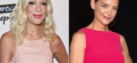 tori spelling katie holmes plastic cant sing