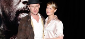 Robin Wright engaged to Ben Foster