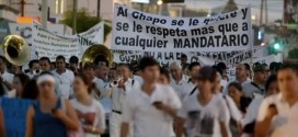 Mexicans rally for drug lord