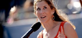 Monica Seles : tennis star engaged to Tom Golisano