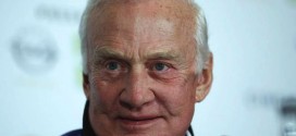 Buzz Aldrin: Like Tragic Robin Williams, I Also Suffer From Depression, Report