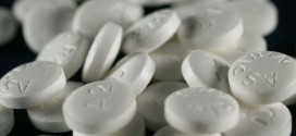 Daily aspirin cuts risk of cancer, Study