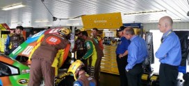 NASCAR : Car trouble sends Kyle Busch to garage early