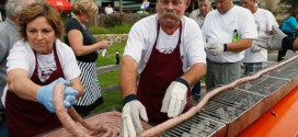 100-foot bratwurst cooked without breaking