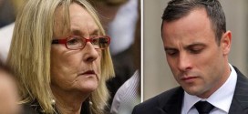 Reeva Steenkamp's Mom: Pistorius should 'pay'