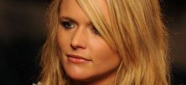 Miranda Lambert Breaks Down Singing To Cancer Patient, 7 (Video)