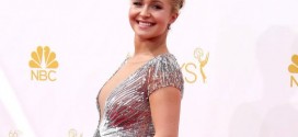 Hayden Panettiere Shows Off Baby Bump at Emmys 2014