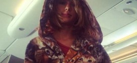 Taylor Swift Cat Robe: Singer Was Definitely The Biggest Cat Lady On This Plane