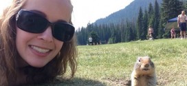 Woman's squirrel selfie goes viral (Photo)