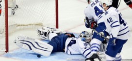 NHL: Blackhawks shut down Leafs