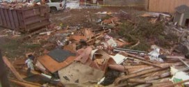 Man bulldozes home while wife runs errands (Video)