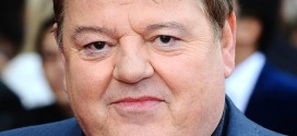 Robbie Coltrane : 'Harry Potter' actor hospitalised after flight illness