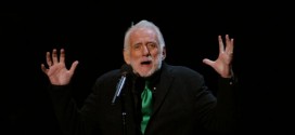 Rod McKuen, mega-selling poet and performer, dies at 81