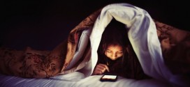 Screens Affect Teens' Sleep, study shows