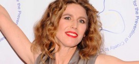 Sophie B. Hawkins pregnant at age 50 : American Singer Will Welcome Baby Girl This July