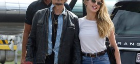 Johnny Depp, Amber Heard pictured holding hands in Brisbane (Video)