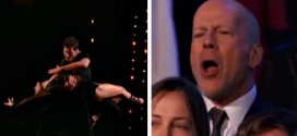 Bruce Willis Tears Up at Dancing With the Stars’ Finals