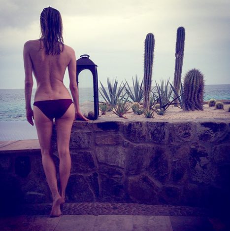 Diane Kruger Goes Topless In Mexico (Photo)