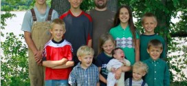 'Off-the-Grid' Parents Lose Custody of 10 Children for Now