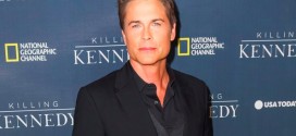 Rob Lowe : Actor marks 25 years sober with support message