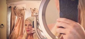 Tori Spelling Bra Selfie 'Photo': Star in lacey black bra from the boudoir in sexy selfie