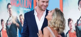 Chris Hemsworth Wife "Elsa Pataky" stuns in lace dress at Vacation premiere (Photo)