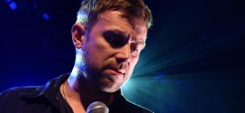 Damon Albarn physically removed from Roskilde stage (Video)