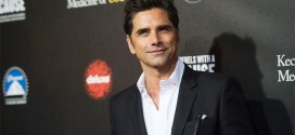 John Stamos : Actor Enters Rehab for Substance Abuse, Report