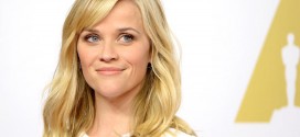 Reese Witherspoon : Actress Posts TBT Cheerleader Pic