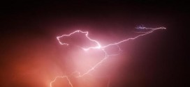 Andhra Pradesh : Lightning kills 34 in India amid monsoon storms (Video)