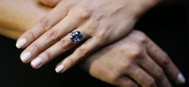 'Blue Moon' diamond tipped for auction record (Video)