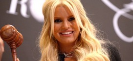 Jessica Simpson : Singer calls ex Nick Lachey her 'biggest financial mistake'