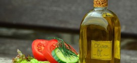 Olive Oil Significantly Cuts Breast Cancer Risk, Suggests Study