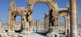 ISIS Detonates Ancient 'Arch of Triumph' Monument in Palmyra