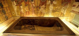 Egypt says 90 percent chance of hidden rooms in King Tut tomb