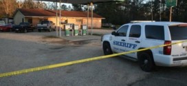 Gun store shootout leaves owner, son dead - sheriff says