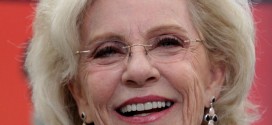 Patty Duke: Former teen star and Oscar winning actress dies aged 69