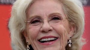 Patty Duke: Former teen star and Oscar winning actress dies aged 69
