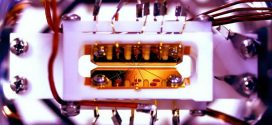 Researchers develop small, reprogrammable quantum computer