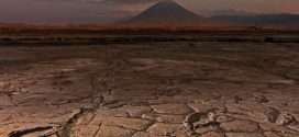 Researchers discover hundreds of footprints left at the dawn of modern humanity