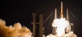 US Delta IV rocket launches powerful military satellite (Video)