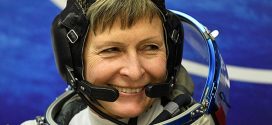 Peggy Whitson: Female US astronaut breaks spacewalk record