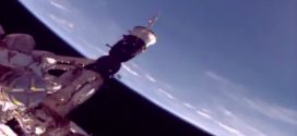 Do aliens exist? Video of three UFO Orbs Flying Below The International Space Station