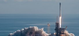 SpaceX launches secret spaceplane (Video)